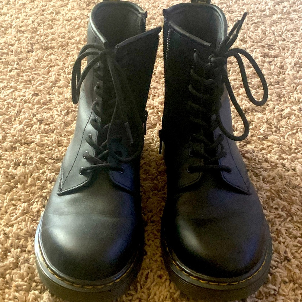 *******BLACK DOC MARTENS brand new*******